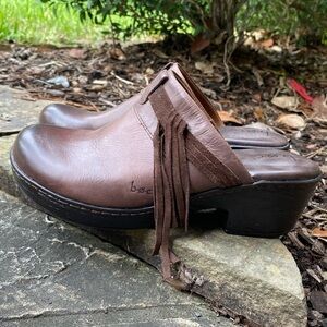 B.O.C. Brown Distressed Leather Clogs Women's 8M Heavy Stitching Tassels Boho
